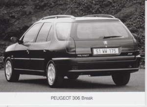 Peugeot 306 Break Pressefoto April  1997  pf735