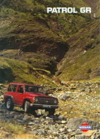 Nissan Patrol GR Prospekt aus 1996 - 9407