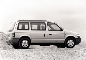 Pressefoto Chrysler Voyager SE 1991